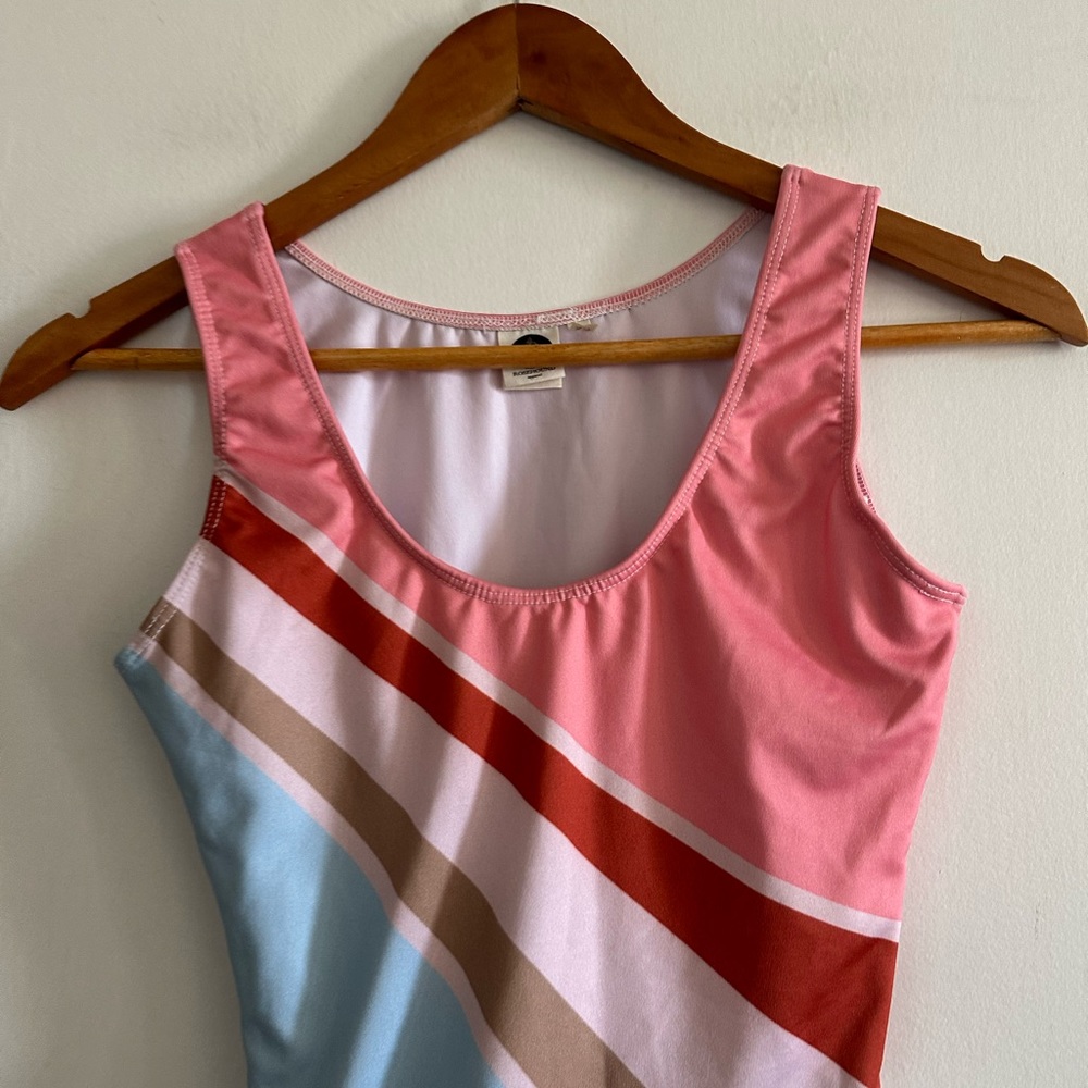 Rosehound Apparel Pink/Blue Fun One Piece Swimsuit size XS EUC - Picture 3 of 8